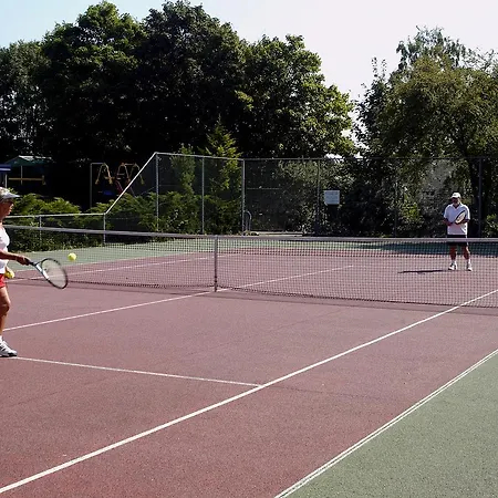 בית נופש Recreatiepark En Jachthaven Rhederlaagse Meren Lathum